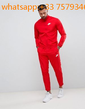ensemble nike rouge bordeaux